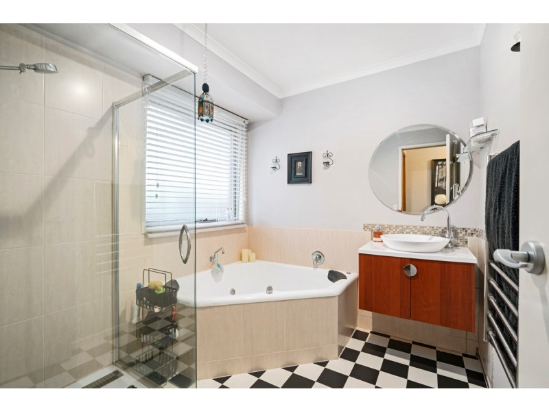 2/4-10 Trood Street, Sale VIC 3850