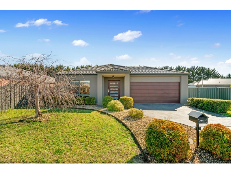 11 Speechley Court, Sale VIC 3850