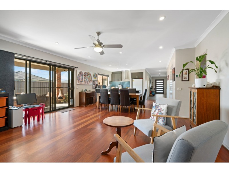 11 Speechley Court, Sale VIC 3850