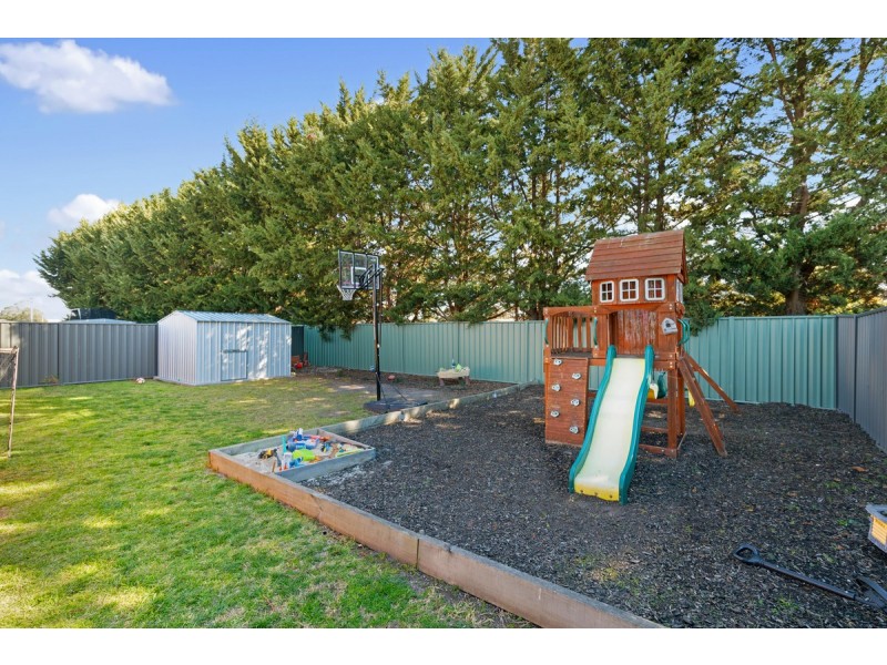 11 Speechley Court, Sale VIC 3850