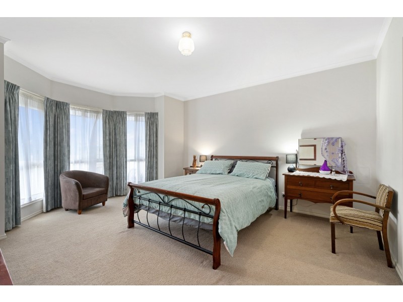 12 Galway Drive, Stratford VIC 3862