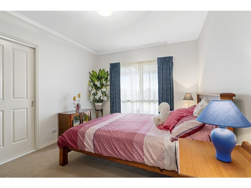 12 Galway Drive, Stratford VIC 3862