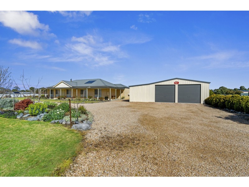 12 Galway Drive, Stratford VIC 3862