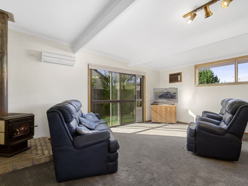 24 Fitzroy Street, Sale VIC 3850