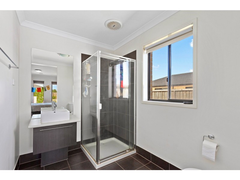 26 Ruthberg Drive, Sale VIC 3850