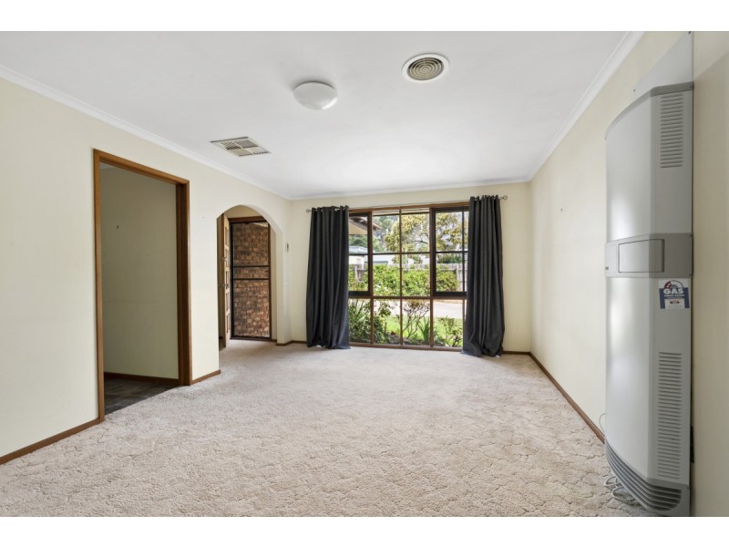 2/16 Dundas Street, Sale VIC 3850
