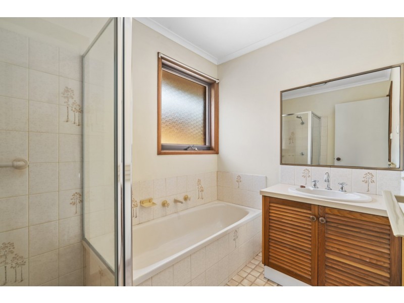 2/16 Dundas Street, Sale VIC 3850