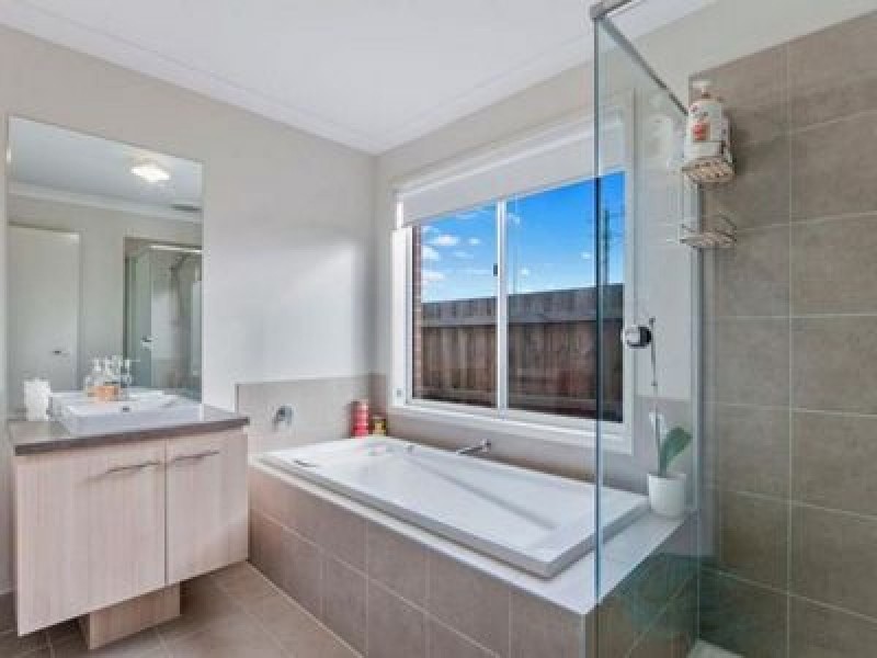 79 Hobson Street, Stratford VIC 3862