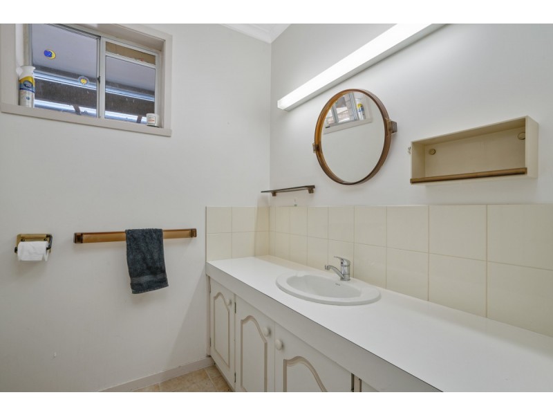 9 Weir Street, Sale VIC 3850