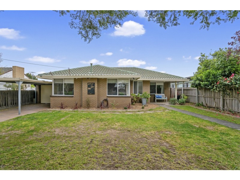 9 Weir Street, Sale VIC 3850