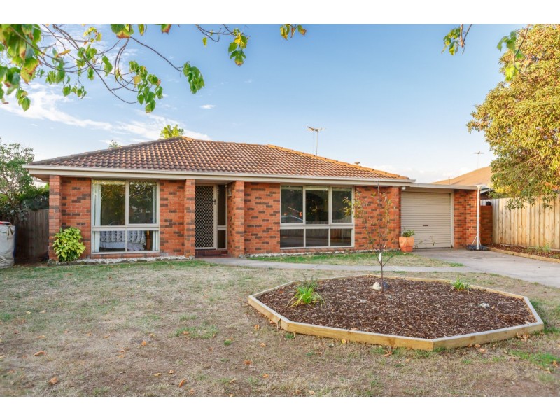 7 Alison Court, Sale VIC 3850