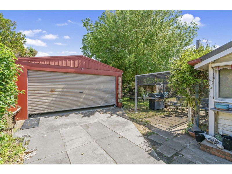 2 Picton Court, Sale VIC 3850