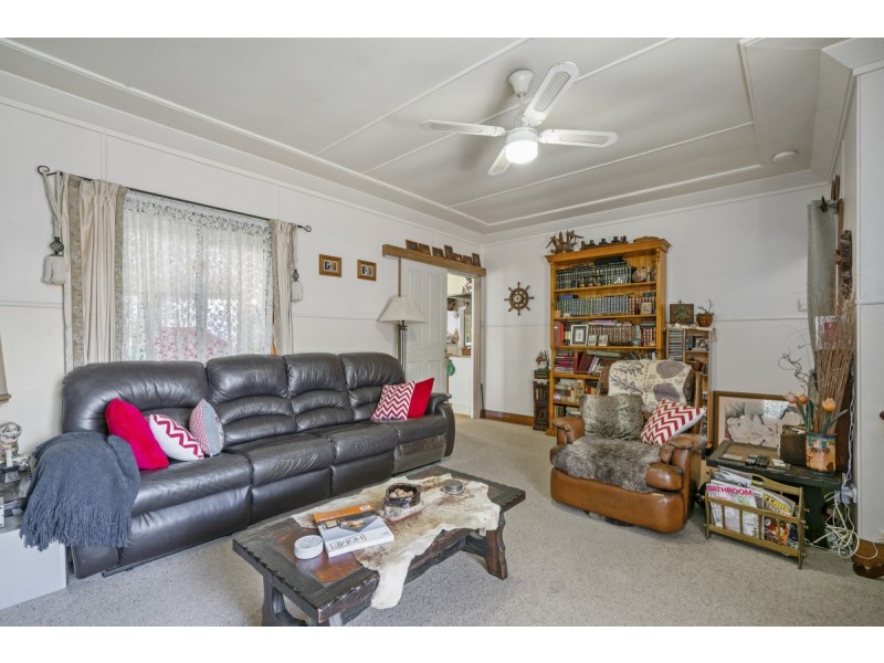 2 Picton Court, Sale VIC 3850