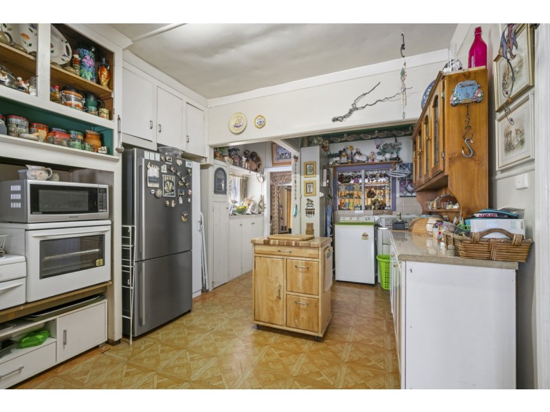 2 Picton Court, Sale VIC 3850