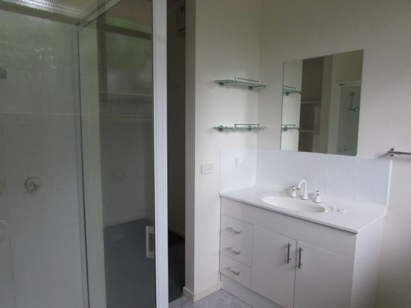 11 Krista Court, Sale VIC 3850