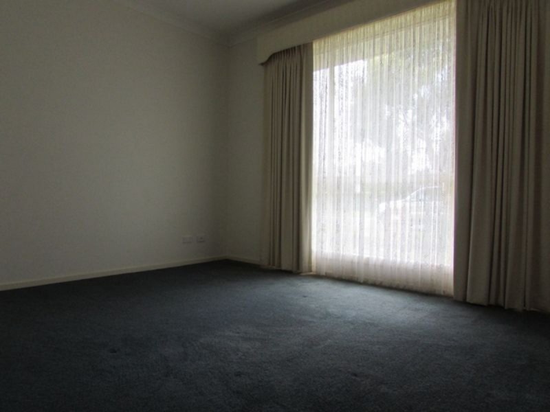 11 Krista Court, Sale VIC 3850