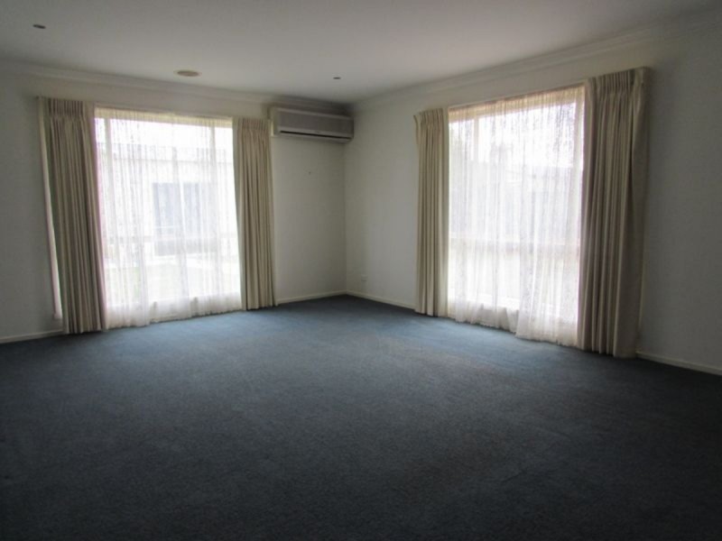 11 Krista Court, Sale VIC 3850