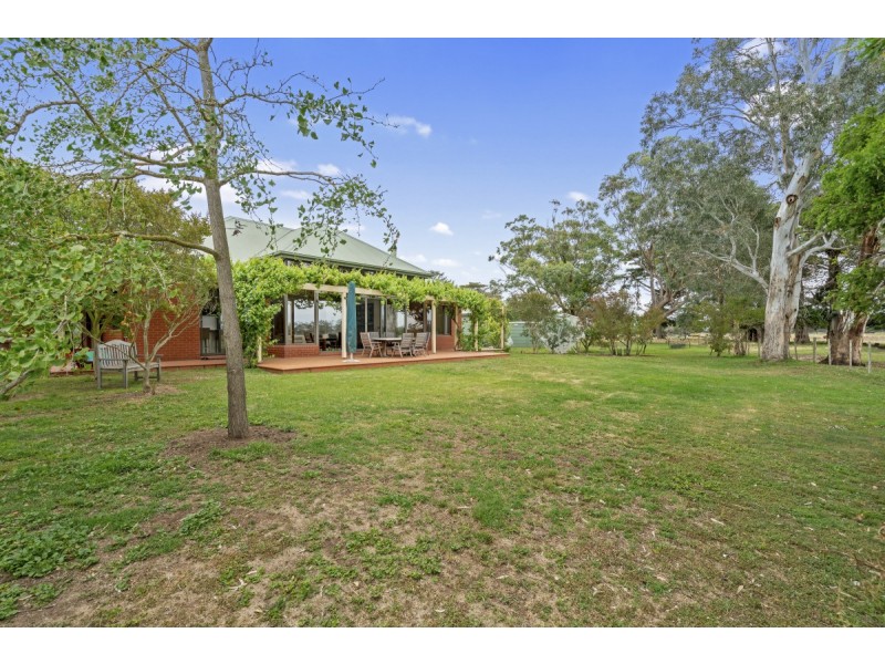 241 Yuill Road, Bundalaguah VIC 3851