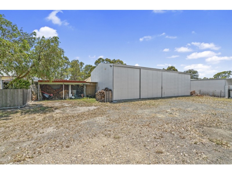 20 Carter Street, Stratford VIC 3862