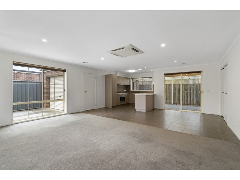 2/74 Guthridge Parade, Sale VIC 3850