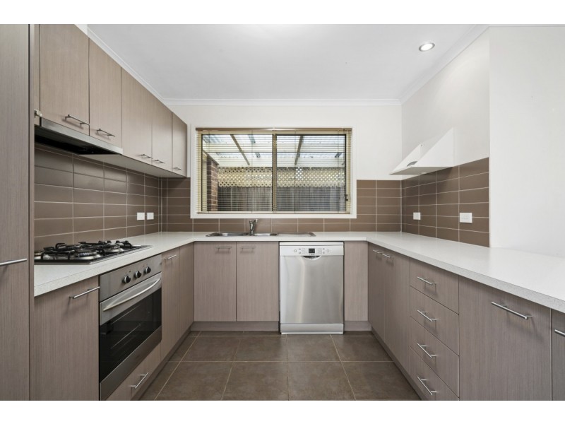 2/74 Guthridge Parade, Sale VIC 3850