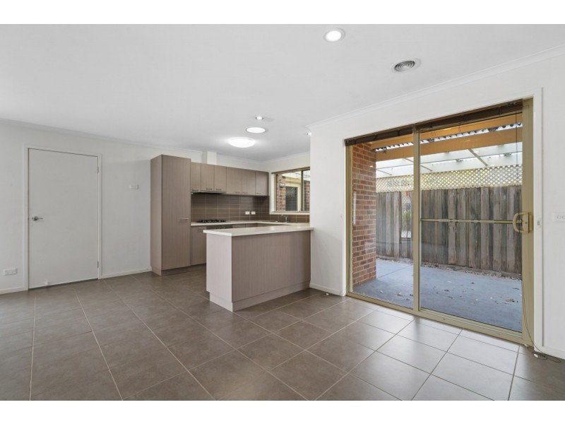 2/74 Guthridge Parade, Sale VIC 3850
