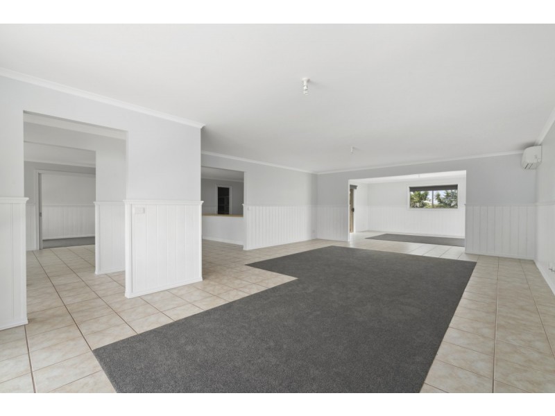 35 Llowalong Road, Stratford VIC 3862