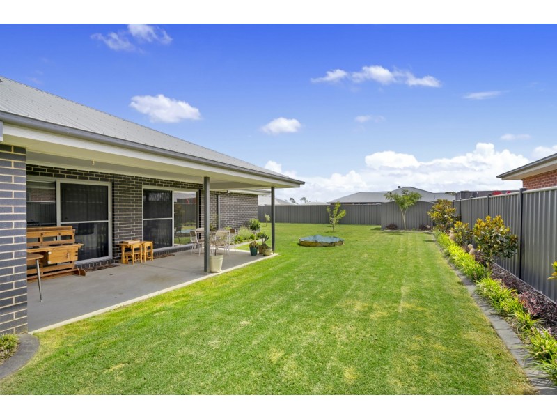 33 Killeen Street, Stratford VIC 3862