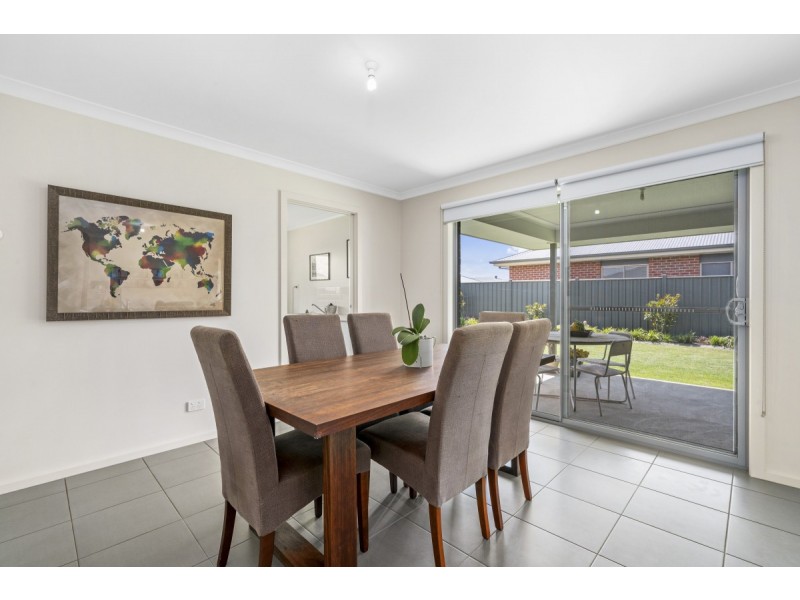 33 Killeen Street, Stratford VIC 3862