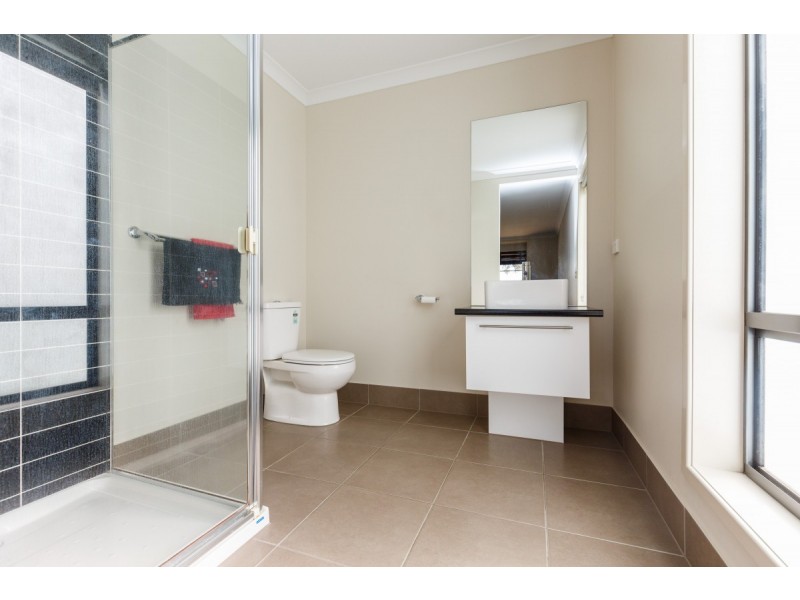 14 Woondella Boulevard, Sale VIC 3850