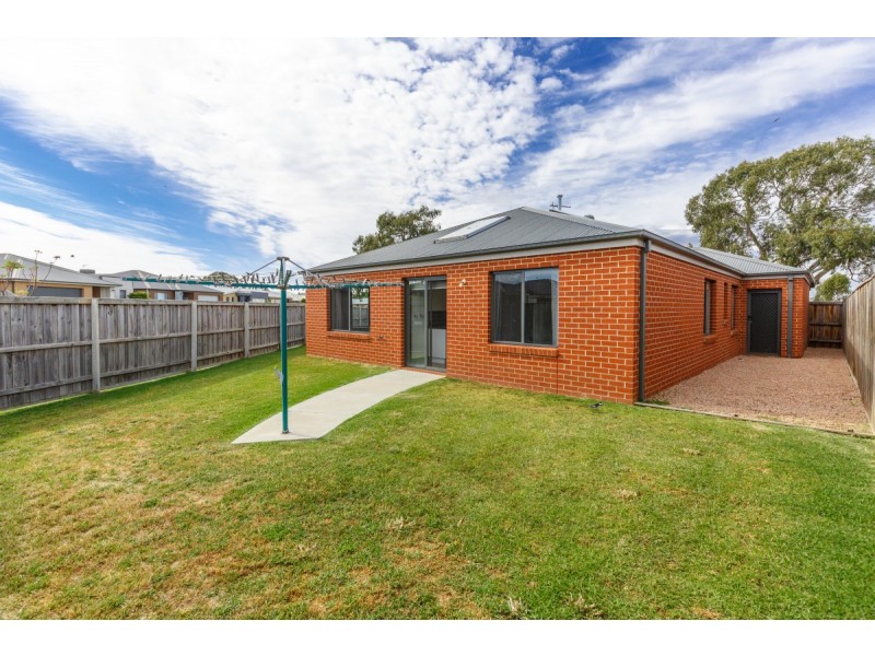 14 Woondella Boulevard, Sale VIC 3850