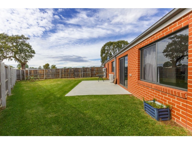 14 Woondella Boulevard, Sale VIC 3850