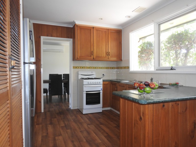 15 Sandra Court, Sale VIC 3850