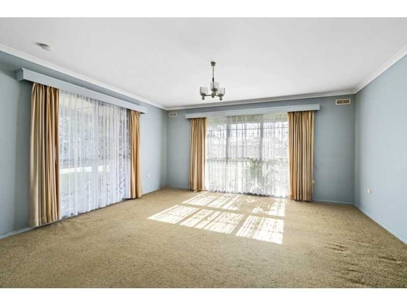 14 Nicholson Street, Sale VIC 3850