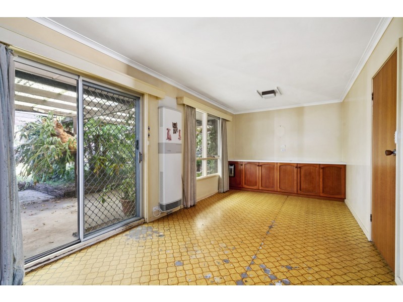14 Nicholson Street, Sale VIC 3850