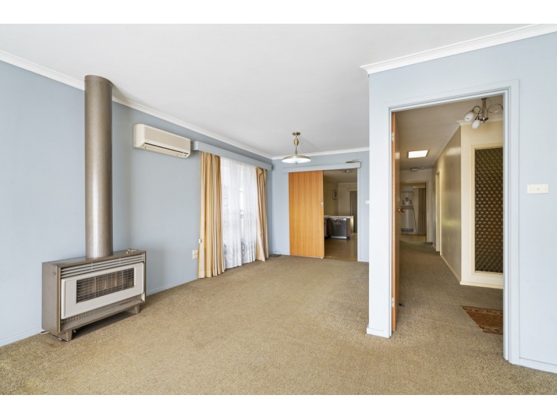 14 Nicholson Street, Sale VIC 3850