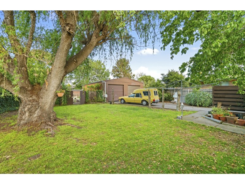 14 Nicholson Street, Sale VIC 3850