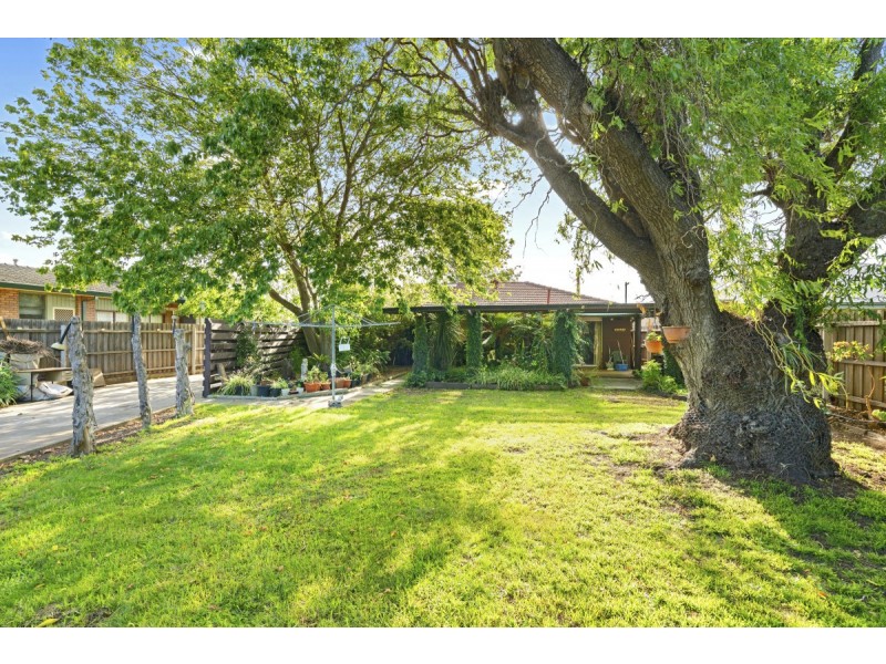 14 Nicholson Street, Sale VIC 3850