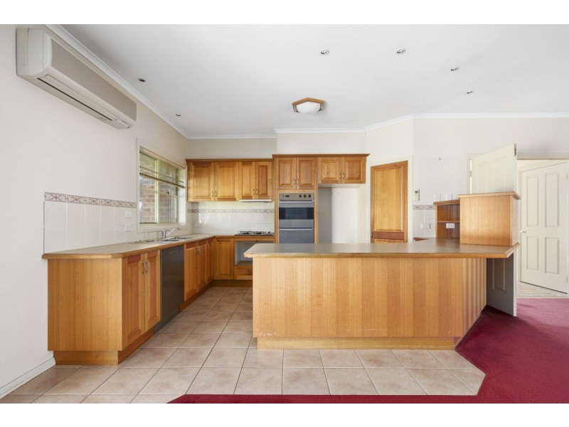 9 Finegan Court, Sale VIC 3850