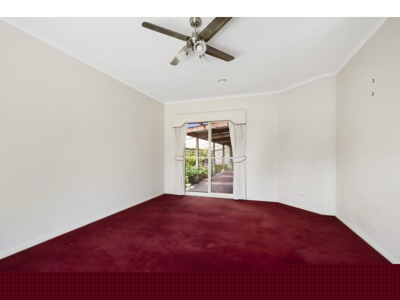 9 Finegan Court, Sale VIC 3850