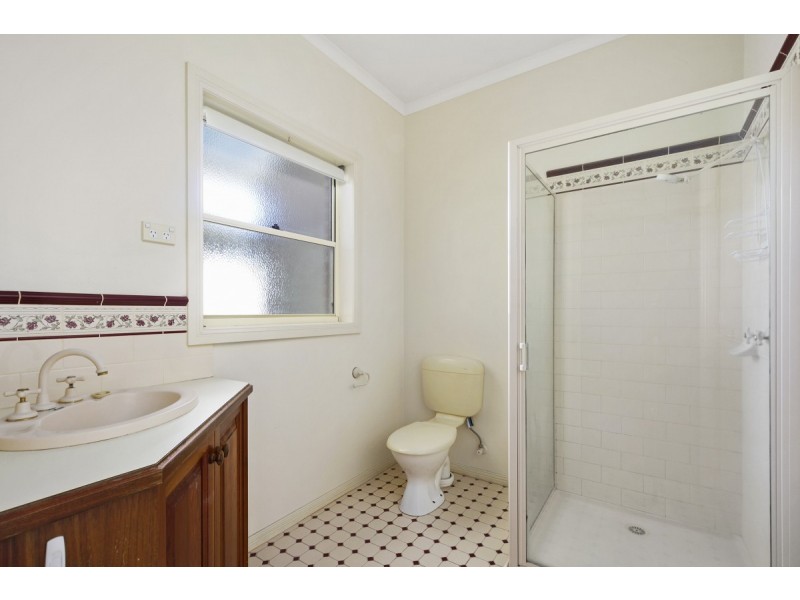 9 Finegan Court, Sale VIC 3850