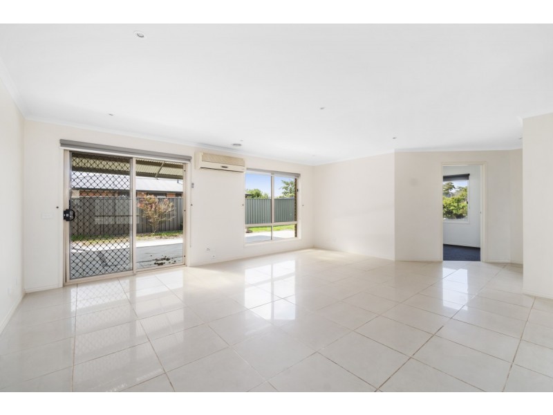 20 Krista Court, Sale VIC 3850