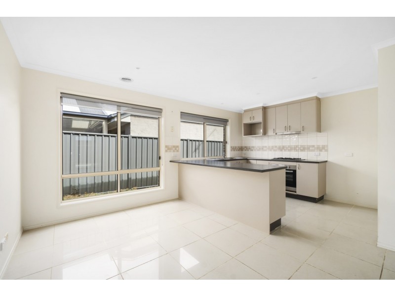 20 Krista Court, Sale VIC 3850