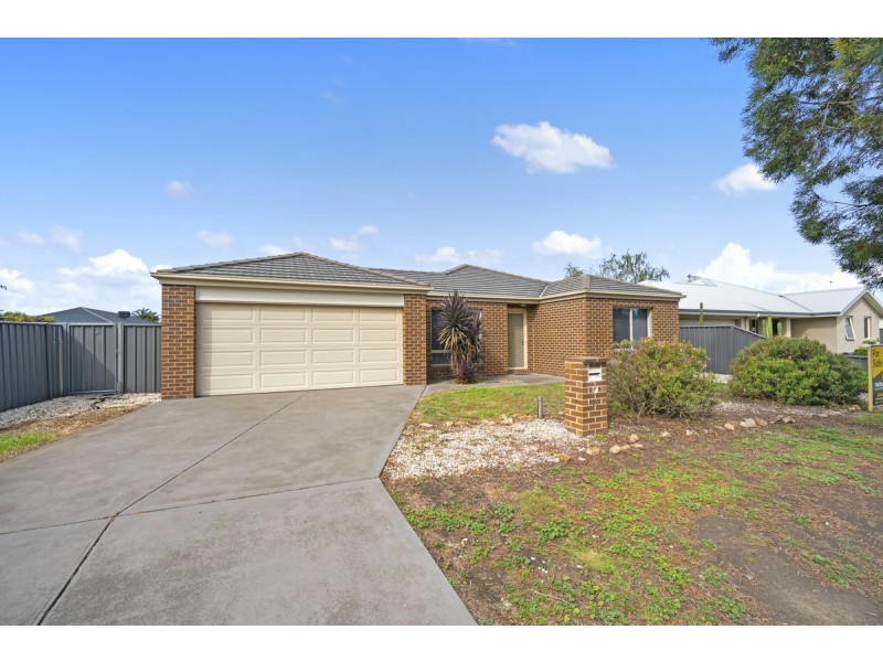 20 Krista Court, Sale VIC 3850
