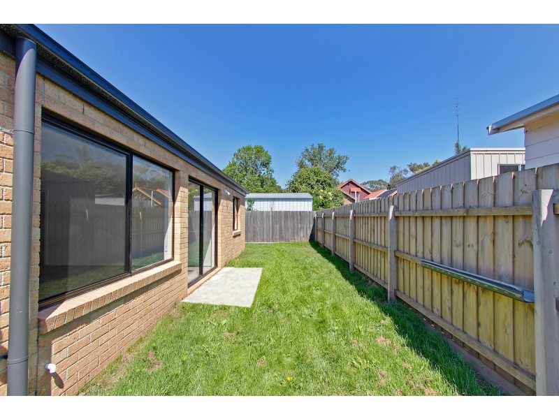 4/24A Gibney Street, Maffra VIC 3860