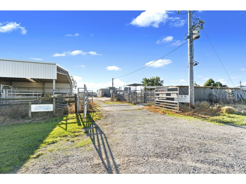 31 Fosterton Road, Cobains VIC 3851