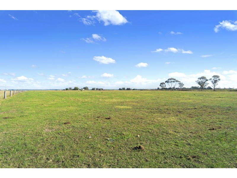 31 Fosterton Road, Cobains VIC 3851