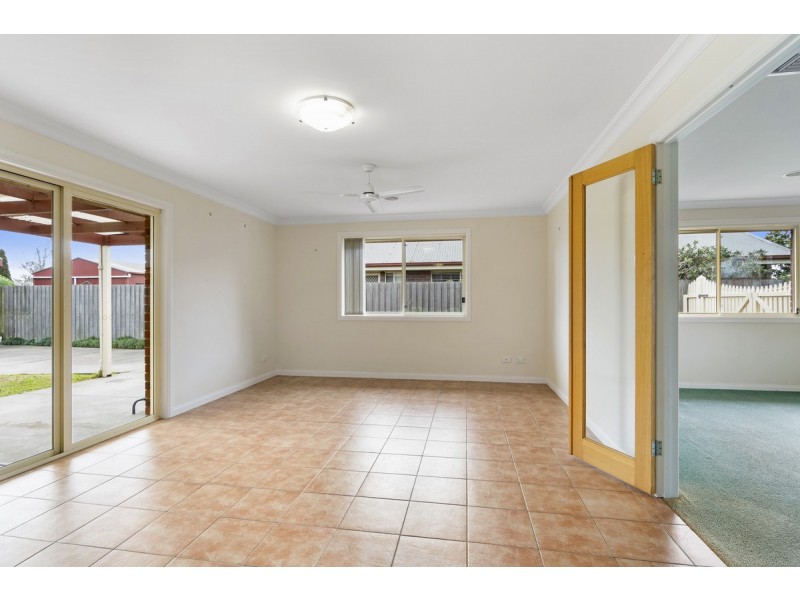 13 Pelican Court, Sale VIC 3850