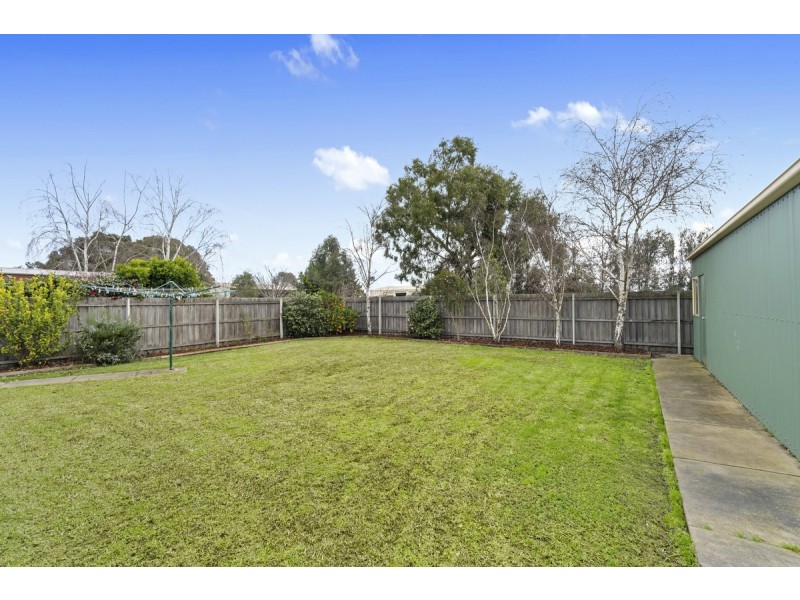 13 Pelican Court, Sale VIC 3850