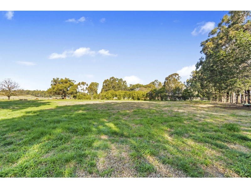 1808 Princes Highway, Stratford VIC 3862